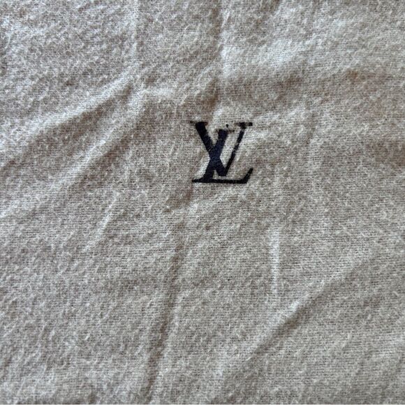 Louis Vuitton Fold Over Dust Bag - Picture 3 of 4